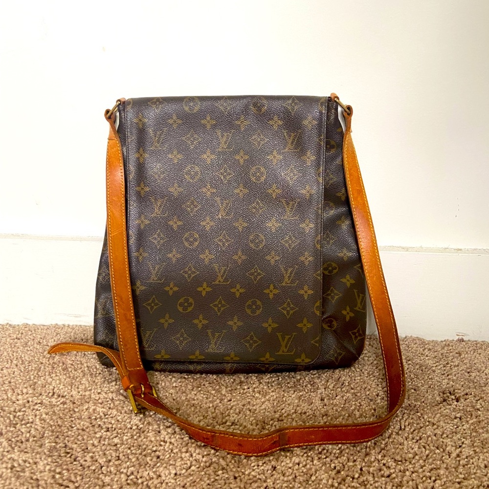 Vintage Shoulder Louis Vuitton Bag